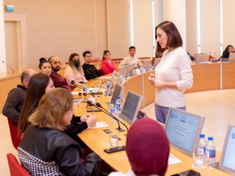 Jurnalistlər üçün təlimlər keçirilir - FOTO