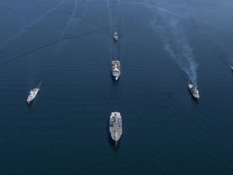 NATO gəmiləri Baltik dənizinə daxil oldu 
