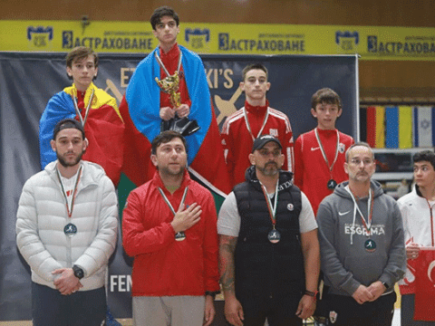İdmançımız Bolqarıstanda qızıl medal qazandı