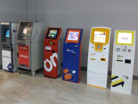 Ödəmə terminalından oğurluq etdi - FOTO
