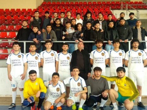 GDU-nun komandası ali məktəblər arasında 1-ci oldu