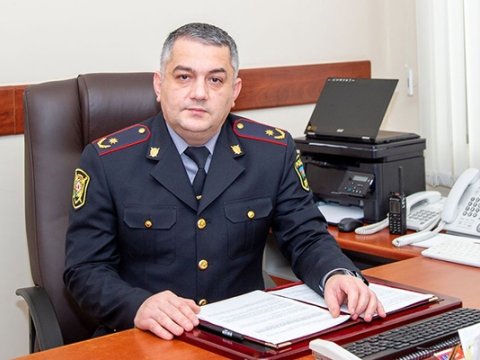 Saxlanılan sürücü 19 saxta hesabdan DİN rəsmisini İZLƏYİRMİŞ