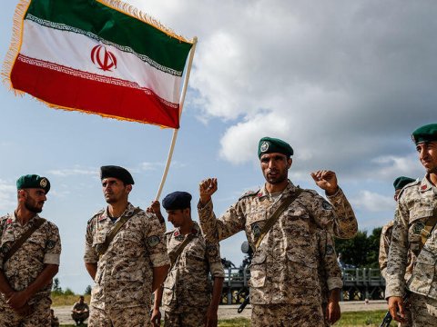 İran quru qoşunlarını Kürdüstan əyalətinə göndərib