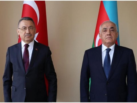 “Bu çətin məqamda da Türkiyənin yanındayıq” - Əli Əsədov