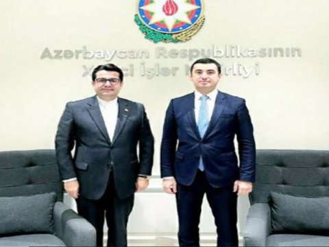 İran səfiri XİN sözçüsü ilə görüşdü 
