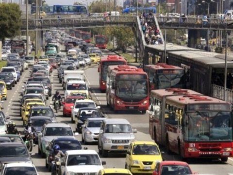 136 avtobus ünvana GECİKİR