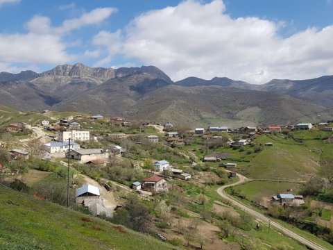 Hərbi attaşelər Sarıbaba yüksəkliyinə aparıldı