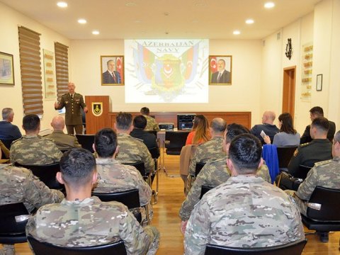 NATO nümayəndələri Hərbi Dəniz Qüvvələrində