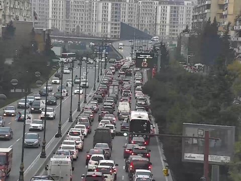 Yenə tıxac var - SİYAHI