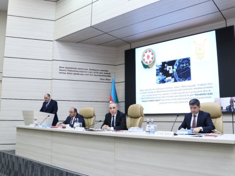 Baş prokuror iclas keçirdi