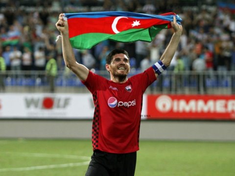 AFFA Cavid Hüseynovu 6 oyunluq cəzalandırdı