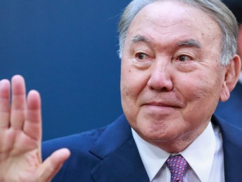 Nazarbayev də Tokayevin andiçməsinə gəldi