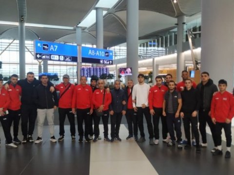 Boksçularımız Madridə yollandı