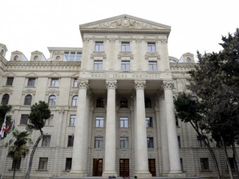Azərbaycan XİN Albaniyanı təbrik edib