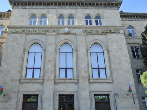 Ədliyyə Nazirliyində 2 idarə ləğv edildi - Yeni baş idarələr yaradıldı
