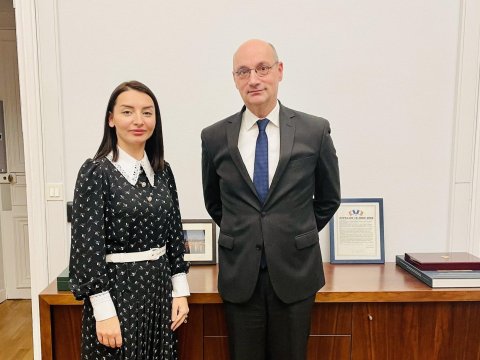 Leyla Abdullayeva Fransa XİN rəsmisi ilə görüşdü 