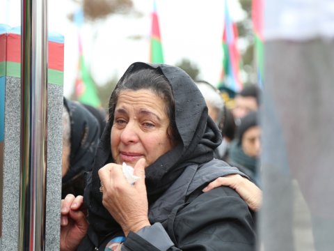 Qaraheybət şəhidləri anıldı - FOTOLAR