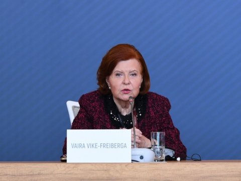 Vayra Vike-Freyberqan təltif edilib