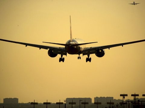 Rusiyada uçuş qadağasının vaxtı uzadıldı