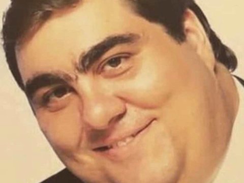 Baş redaktor Vasif Talıbovun oğlundan yazdı: yekə-yekə kişilər basabas salmışdılar