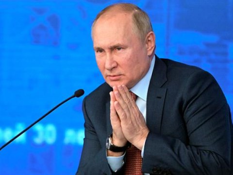 Putindən ruslara çağırış: hamı yerli mal alsın!