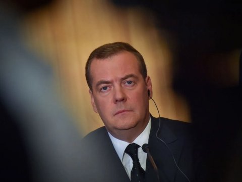 Torpağımızı qorumasaq, bizi parça-parça edəcəklər - Medvedev