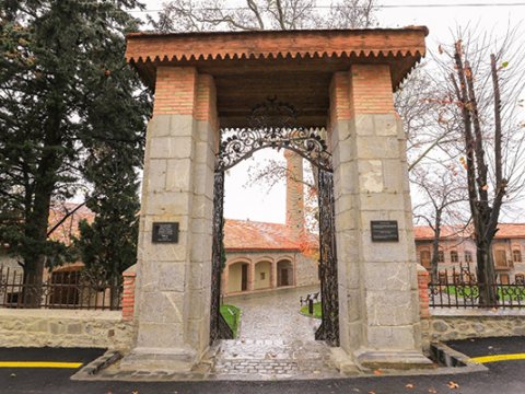 Tapılan qəbrin Şəki xanına məxsus olduğu TƏSDİQLƏNDİ