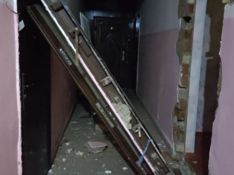 Xırdalanda yaşayış binasında partlayış - VİDEO+FOTO