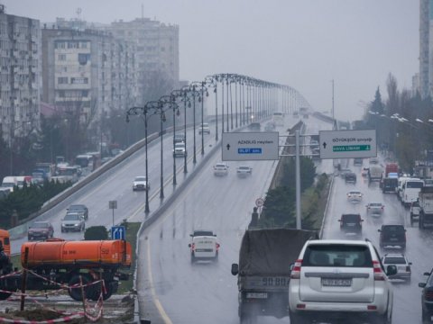 Yol polisindən sürücülərə hava XƏBƏRDARLIĞI