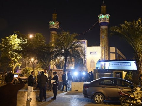 Namaz qılan insanlara atəş açıldı - 12 nəfər öldü