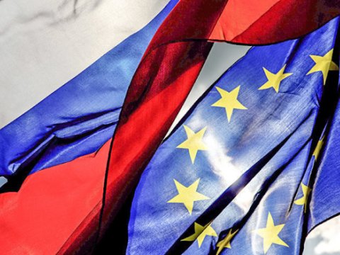 Aİ-nin Rusiya neftinə qoyduğu qiymət limiti qüvvəyə mindi