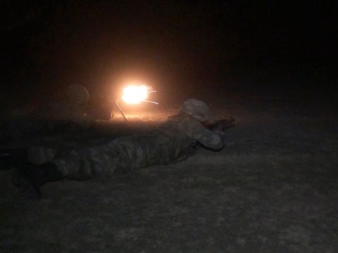 “Qardaş yumruğu” təlimindən gecə görüntüləri - VİDEO