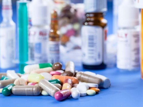 Parlamentdə dərman problemi qaldırıldı - Səbəb açıqlandı