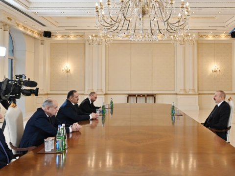 İlham Əliyev Dağıstanın rəhbərini qəbul etdi