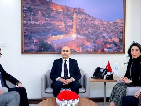 Ombudsman Türkiyədə səfərdədir