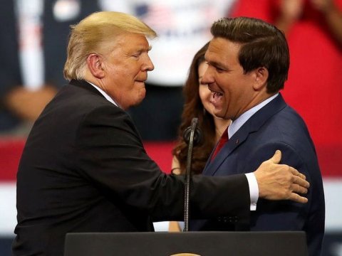 Respublikaçılar Trampı zərərsizləşdirir - Onun əsas rəqibi DeSantis kimdir?