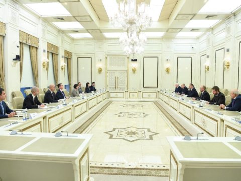 Sahibə Qafarova Dağıstan rəhbəri ilə görüşdü