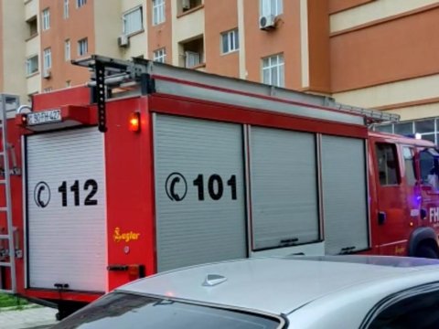 Abşeronda yaşayış binasında PARTLAYIŞ - Xəsarət alan var