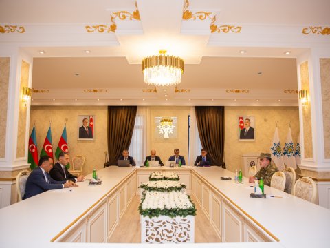 Rəşad Nəbiyev Şirvan şəhərində vətəndaşları qəbul edib