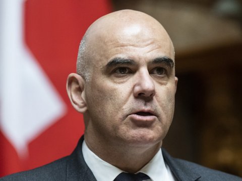 DİN rəhbəri prezident seçildi 