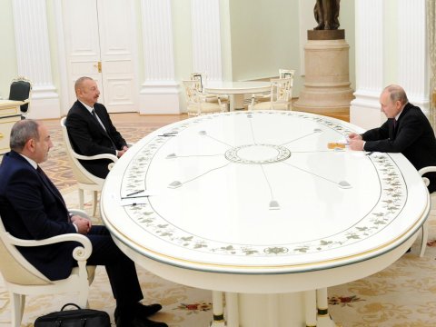 Putinin məqsədi Brüsseli qabaqlamaqdır - ŞƏRH