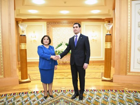 Sahibə Qafarova Türkmənistan Prezidenti ilə görüşüb