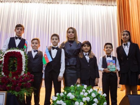 Şəhid polkovnik-leytenant haqqında kitab yazıldı - FOTO