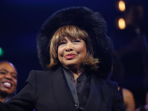 Məşhur müğənninin oğlu ölü tapıldı