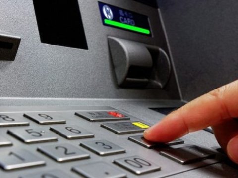 Vətəndaşların bank hesabından oğurluq edən şəxs SAXLANILDI