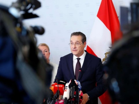 Rusiya əleyhinə sanksiyalar Avropa üçün təhlükəlidir