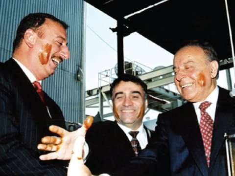 “Qara qızıl”la Azərbaycanı ağ günə çıxaran LİDER