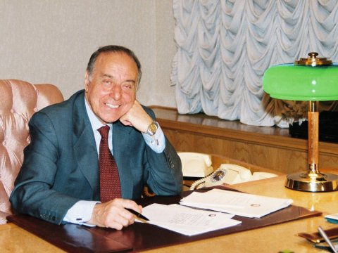 Heydər Əliyev xarici siyasətdə nələrə nail olmuşdu... - Dünya liderlərinin FİKİRLƏRİ