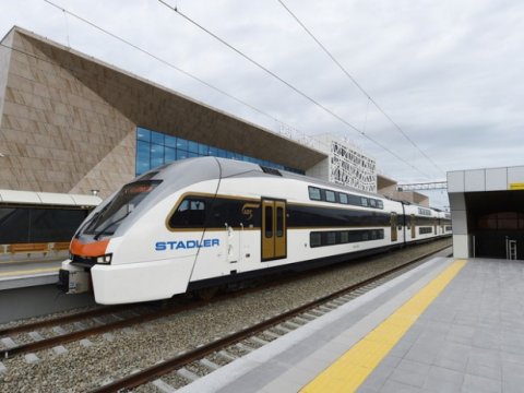 “Azərbaycan Dəmir Yolları” daha 10 yeni qatar alır