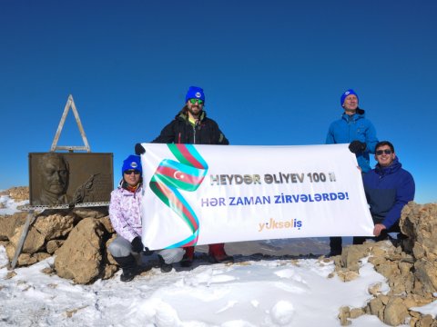 “Heydər zirvəsi”nə yürüş təşkil edilib - FOTOLAR